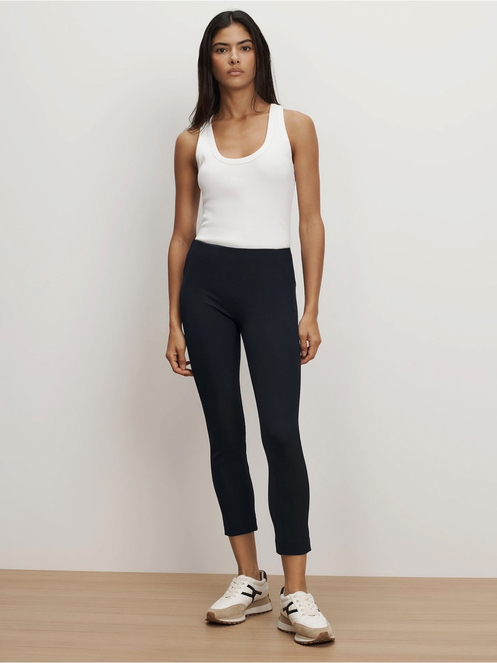 🖤 Veronica Beard Scuba Slim-Fit Pants Black Size 2 Pull-On Stretch Dress Pants